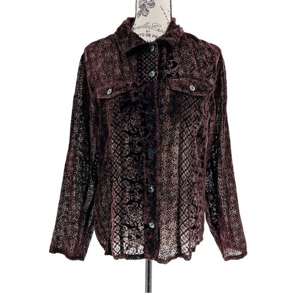 Chico's Sheer Velvet Geometric Long Sleeve Button Down Shirt Blouse Top Size 2 - Picture 1 of 10